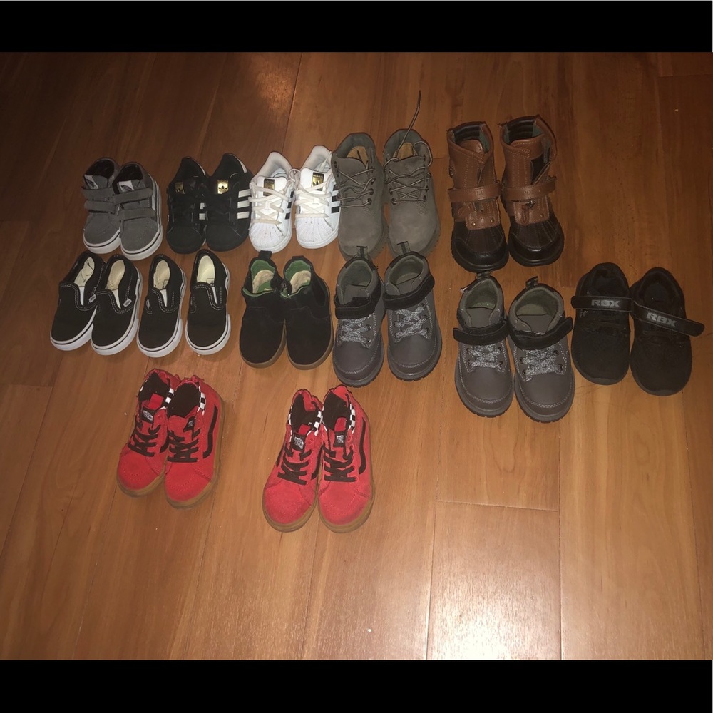 Sizes 7&8 sneakers